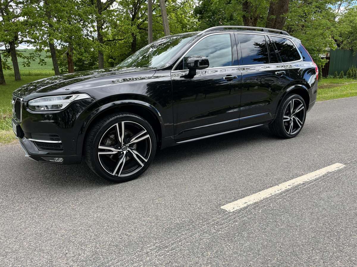 Volvo XC90 - 4