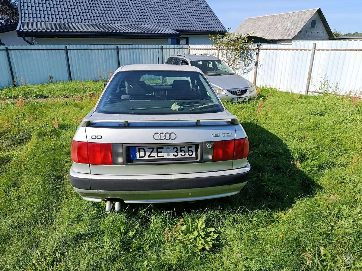 Audi 80, 1.9 l., Седан