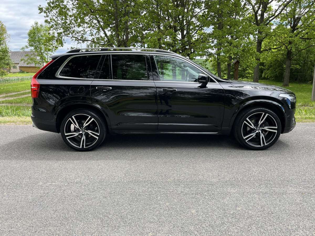 Volvo XC90 - 7