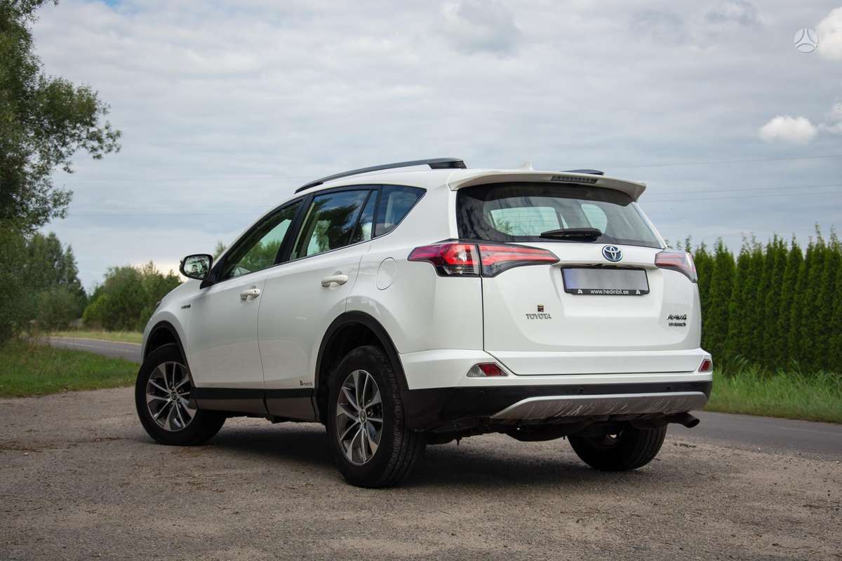 Toyota RAV4 - 5
