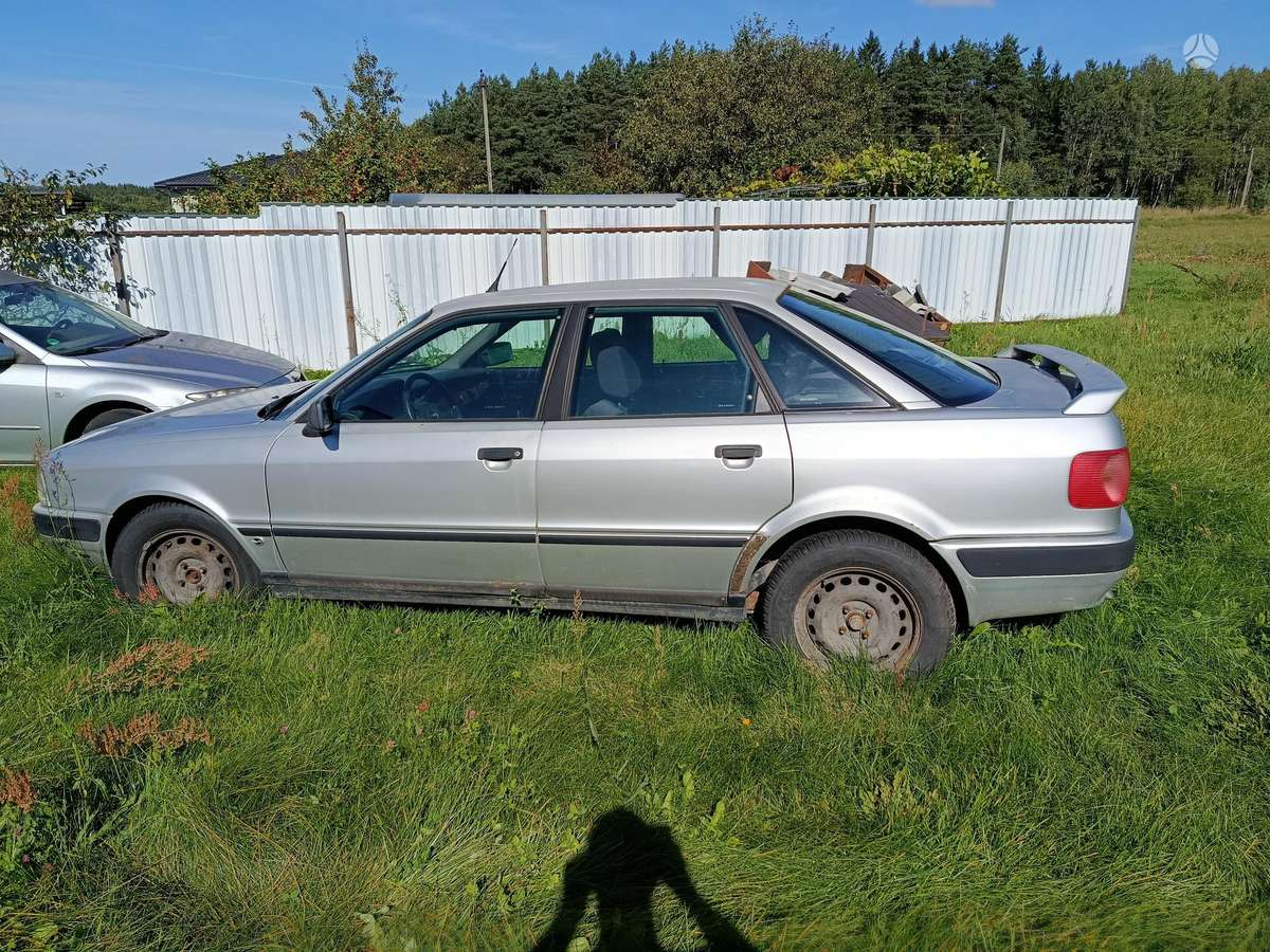 Audi 80, 1.9 l., Седан
