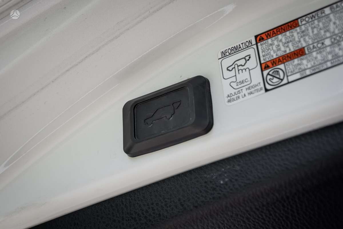 Toyota RAV4 - 12
