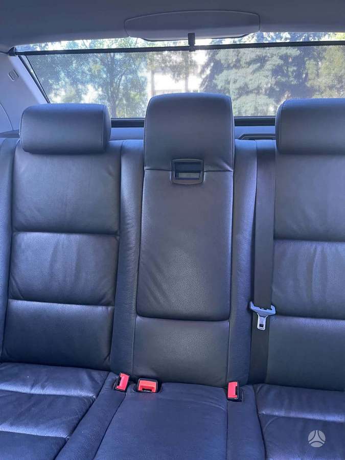 BMW 525, 2.5 l., Седан