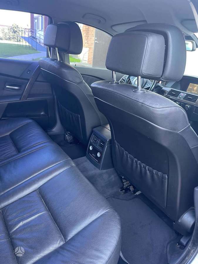 BMW 525, 2.5 l., Седан