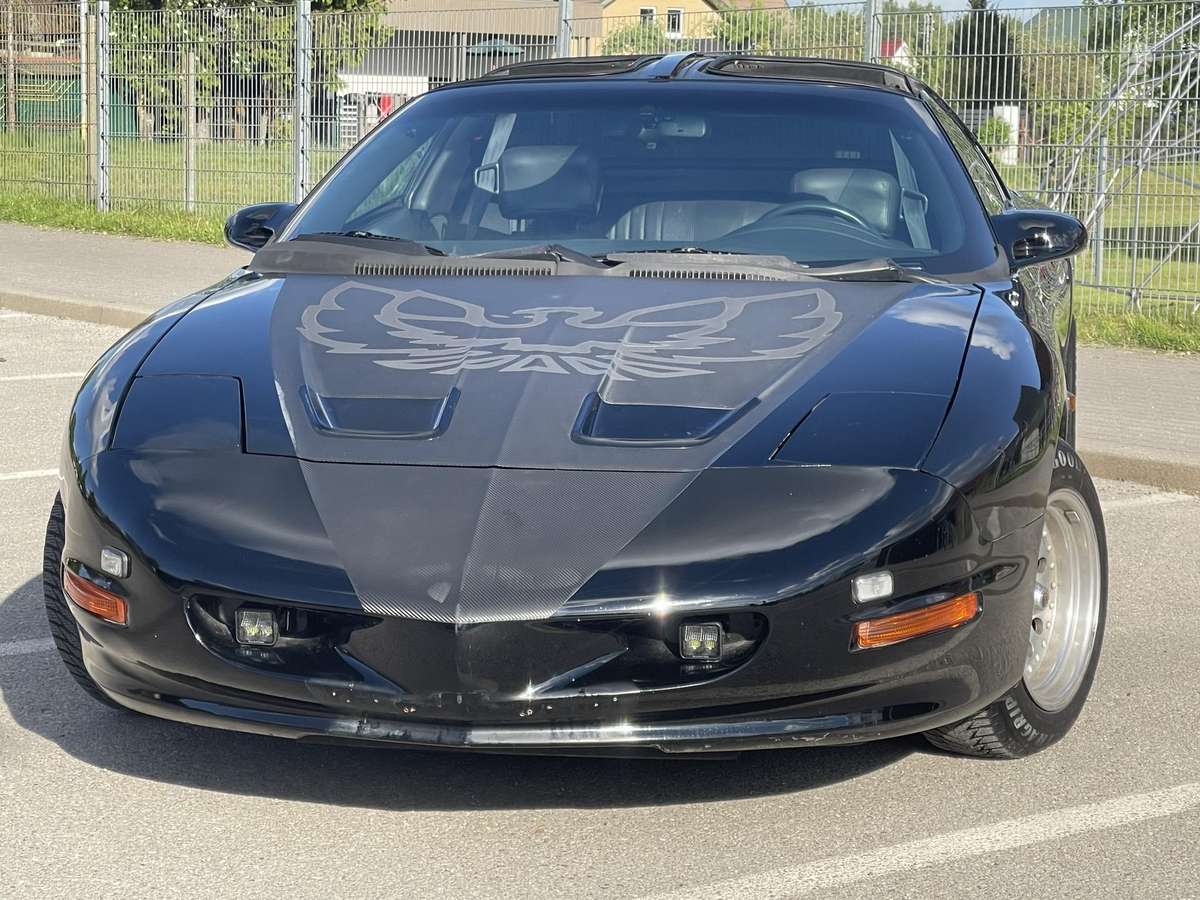 Pontiac Firebird - 2