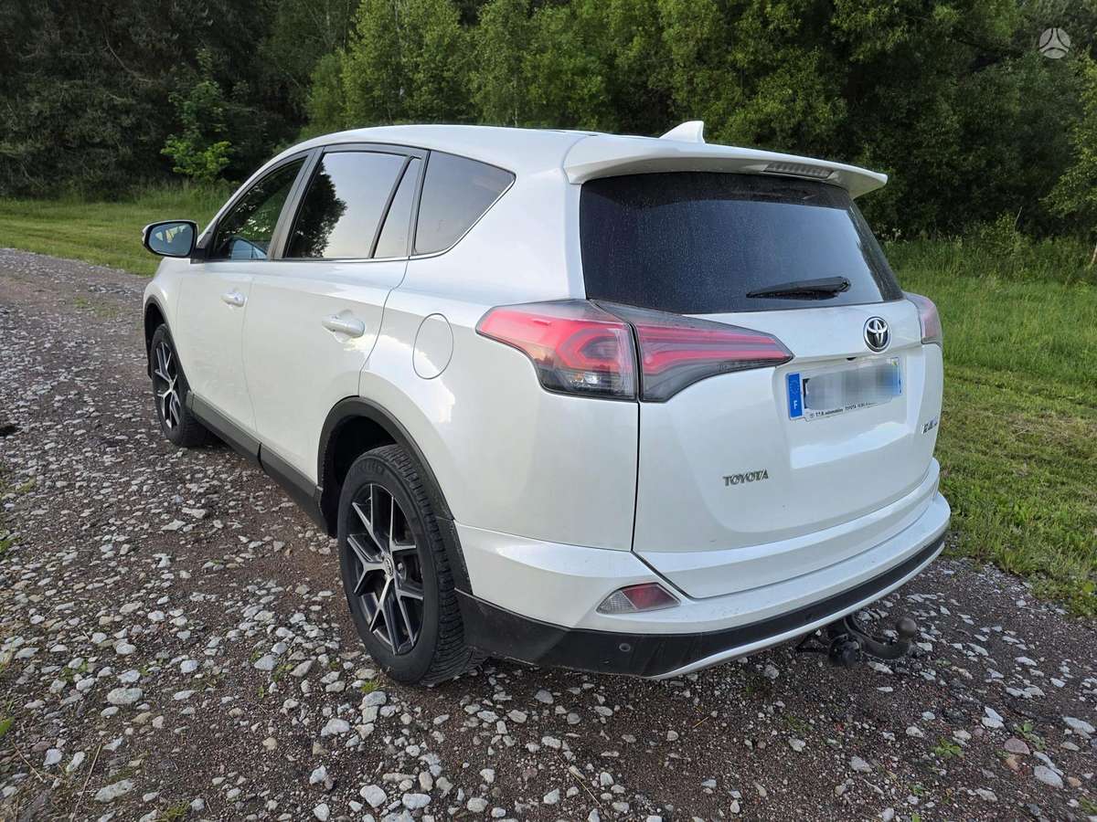 Toyota RAV4 - 3