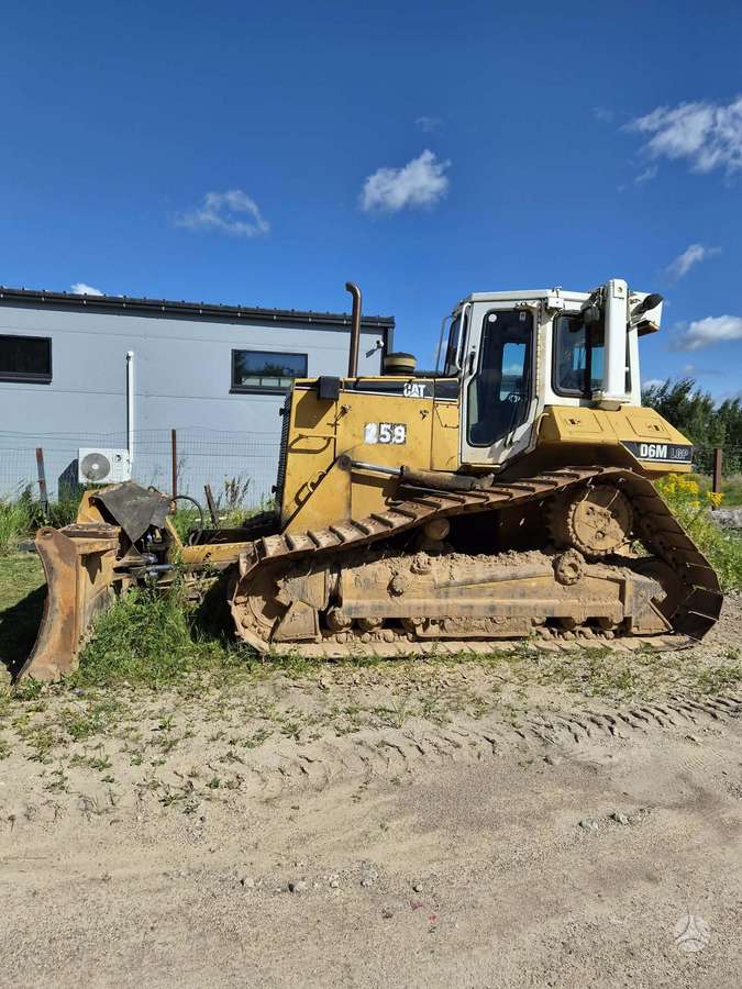 Caterpillar 6M, buldozeri