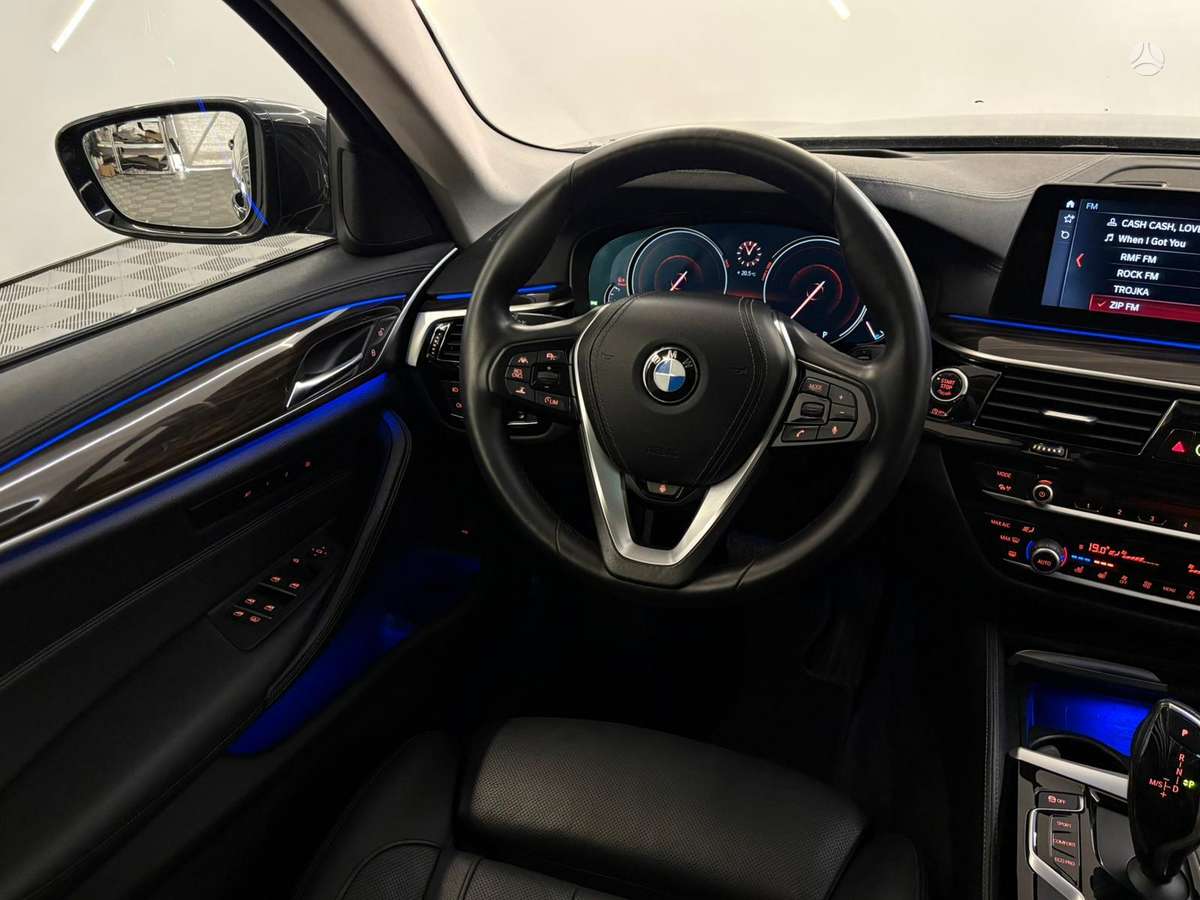 BMW 530, 3.0 l., Седан