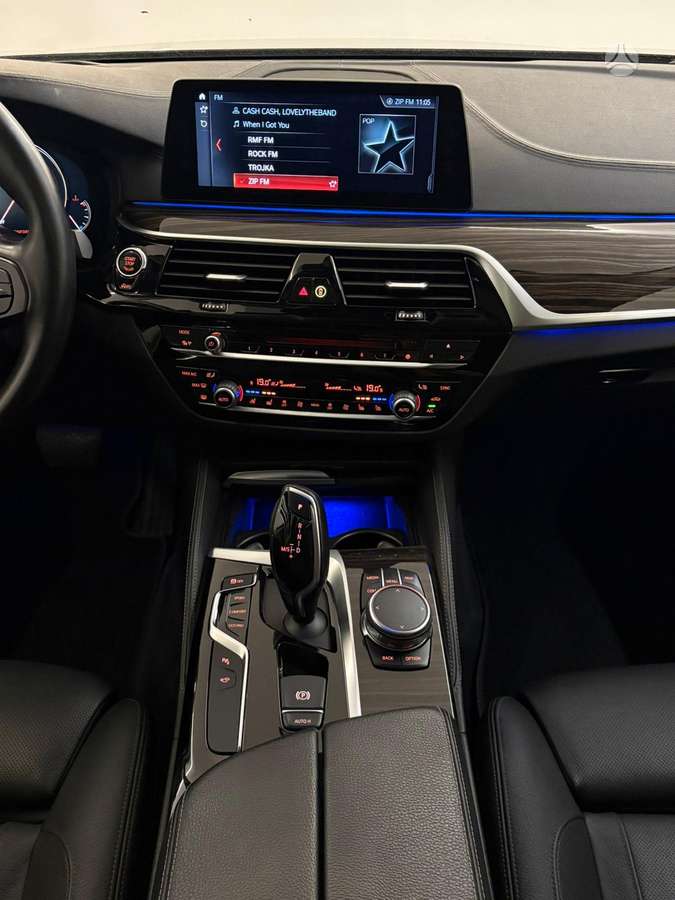 BMW 530, 3.0 l., Седан
