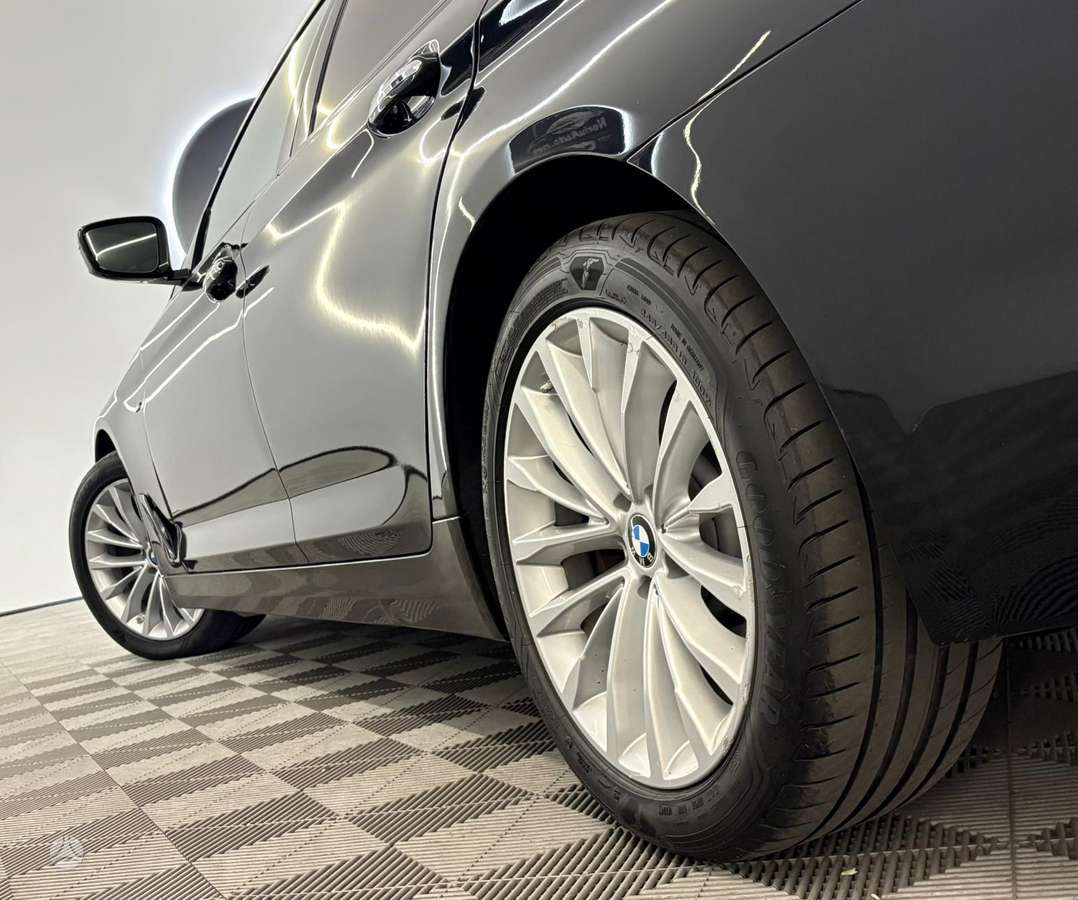 BMW 530, 3.0 l., Седан