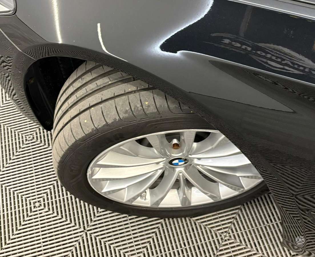 BMW 530, 3.0 l., Седан