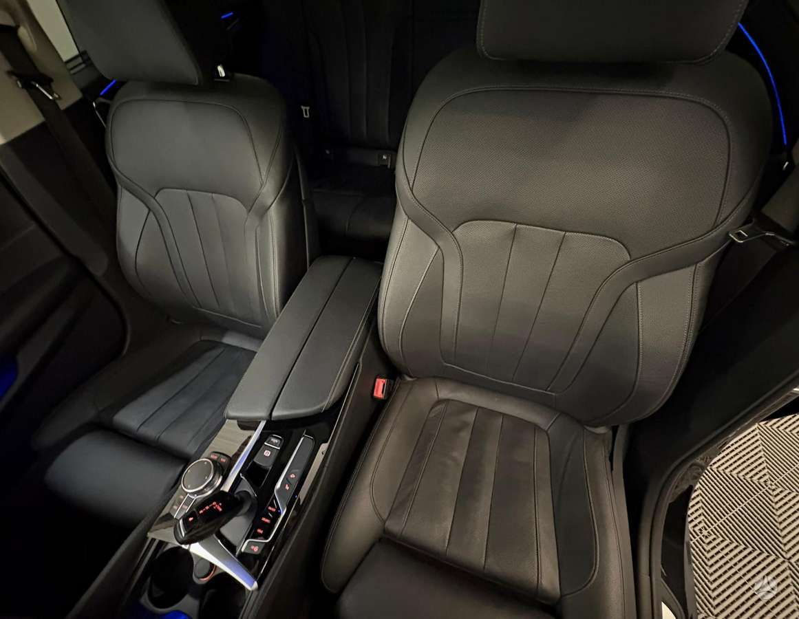 BMW 530, 3.0 l., Седан