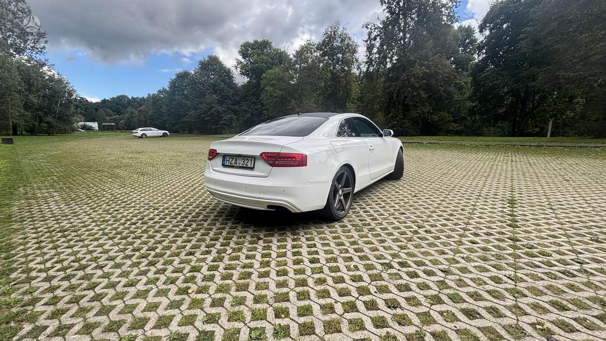 Audi A5, 2.0 l., Седан