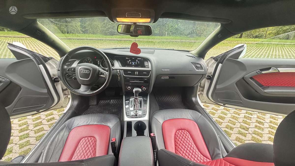 Audi A5, 2.0 l., Седан