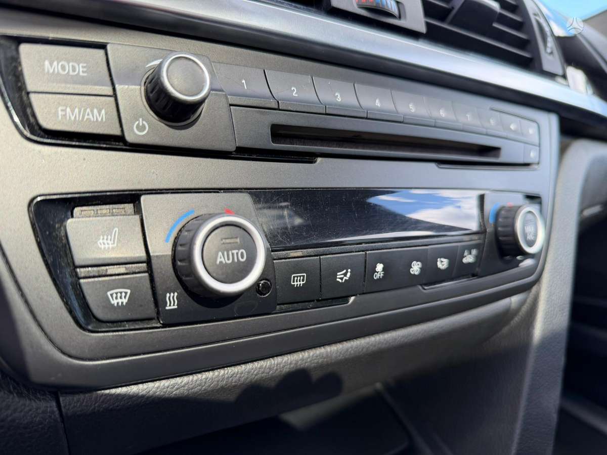 BMW 320, 2.0 l., Седан