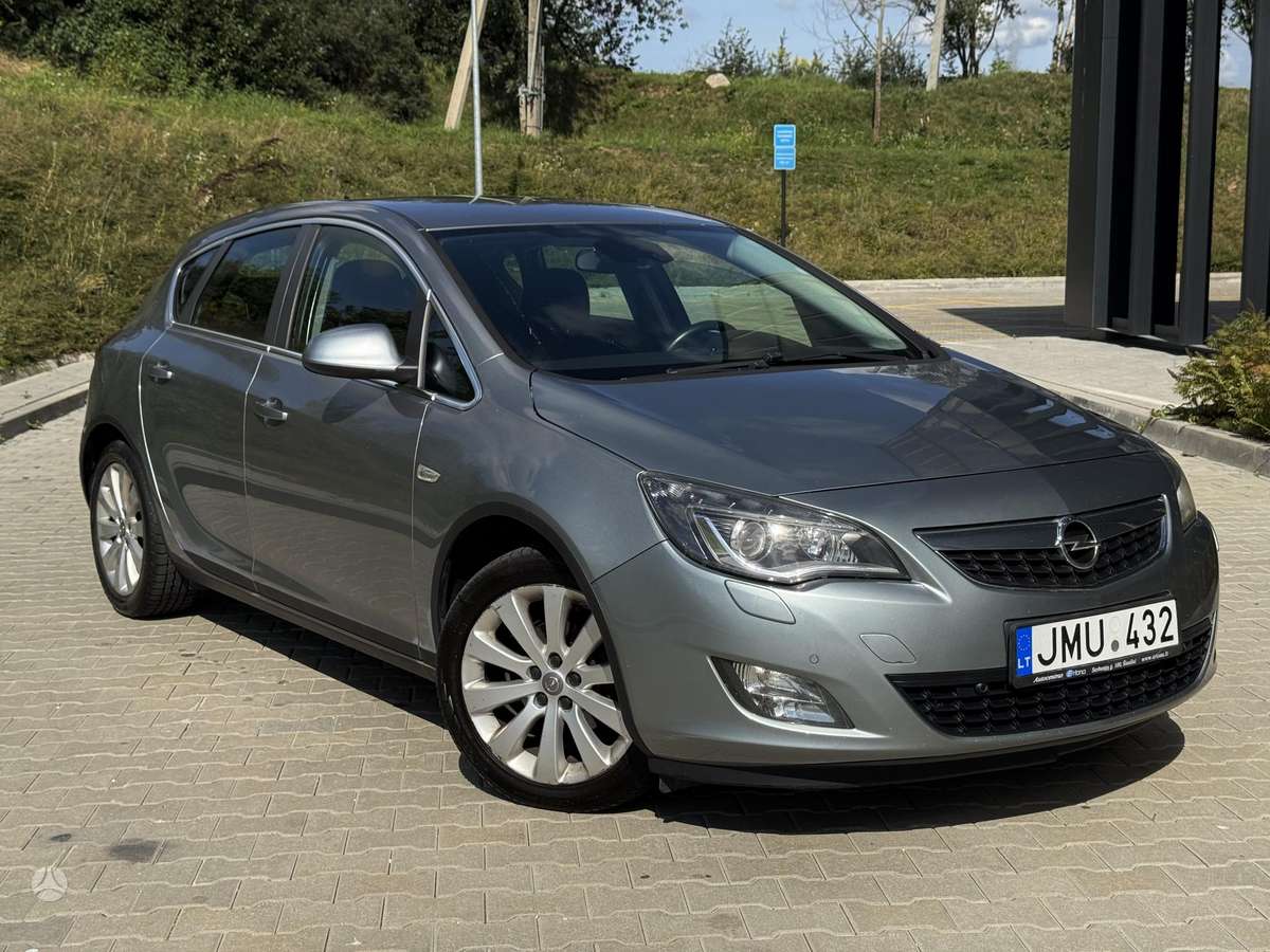 Opel Astra, 1.4 l., Хэтчбек