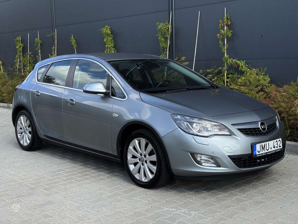Opel Astra, 1.4 l., Хэтчбек