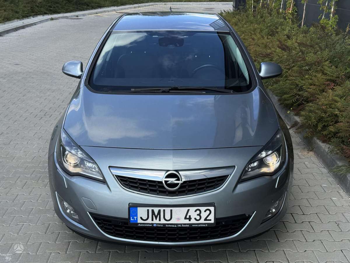 Opel Astra, 1.4 l., Хэтчбек