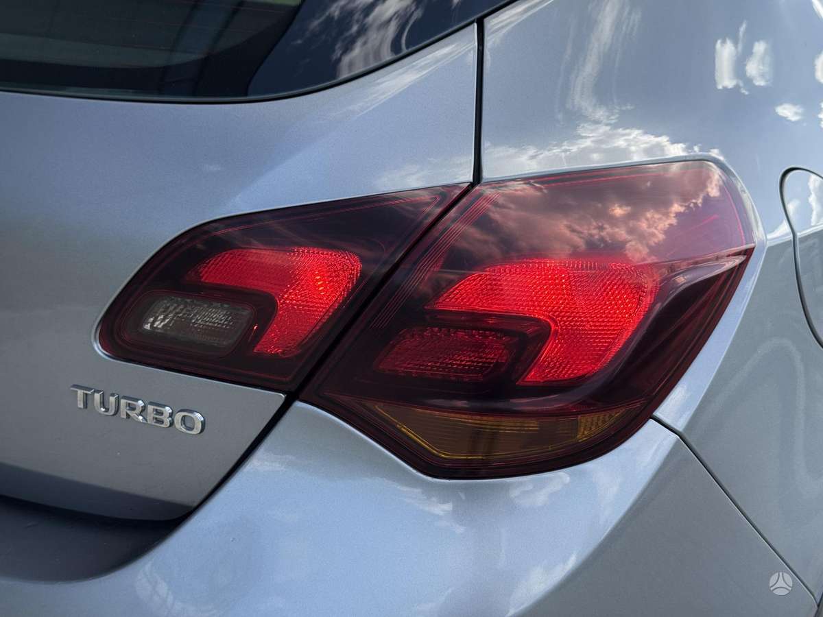 Opel Astra, 1.4 l., Хэтчбек