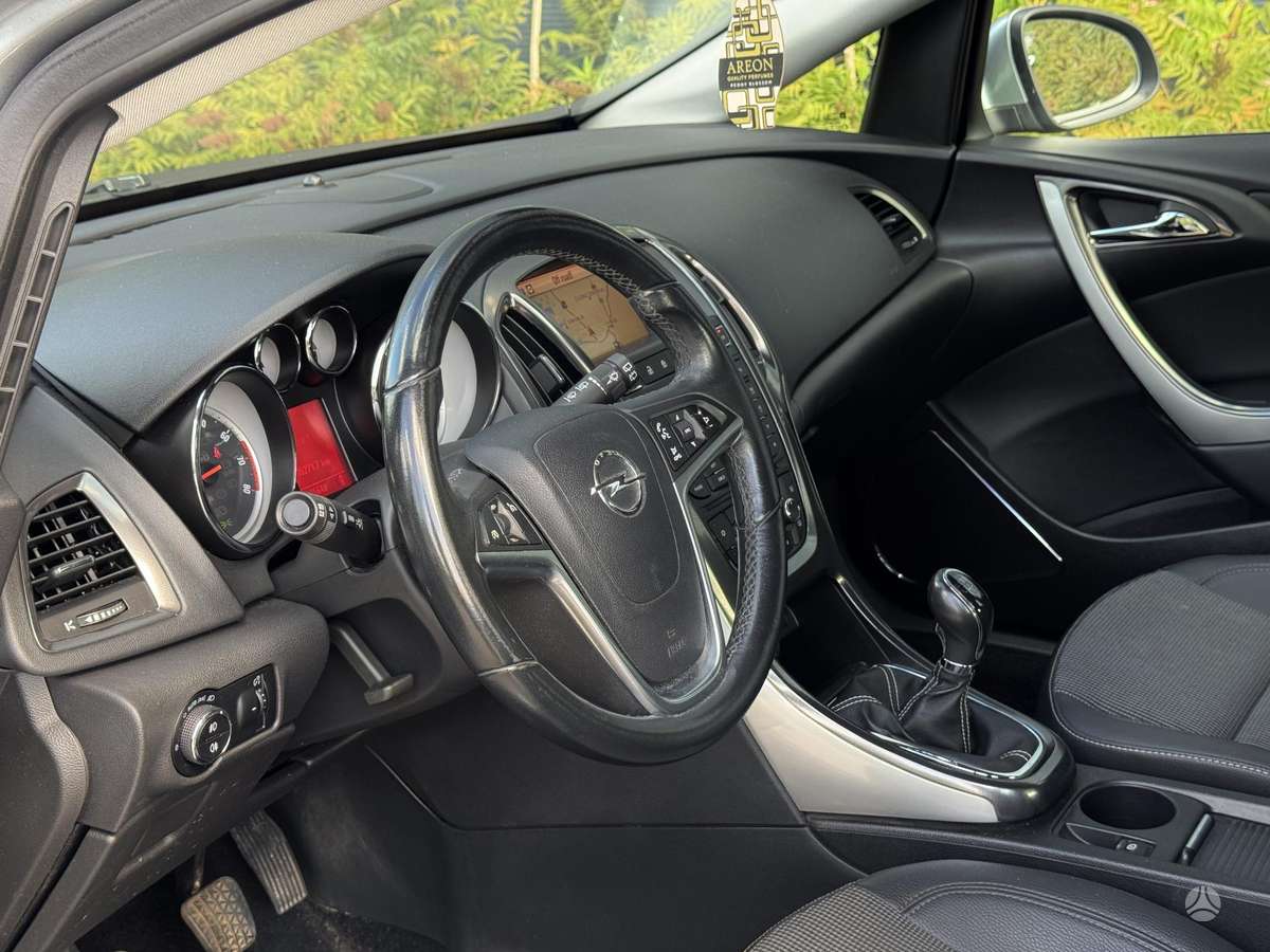 Opel Astra, 1.4 l., hatchback