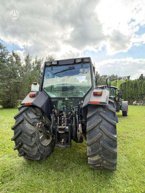 Valtra Valmet 8450 Mega, traktoriai