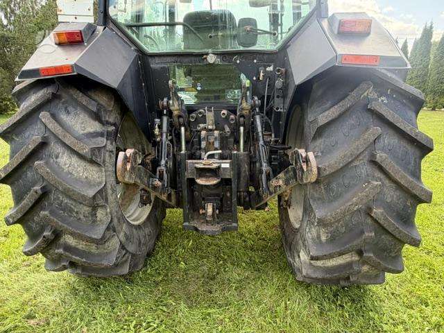 Valtra Valmet 8450 Mega, traktoriai