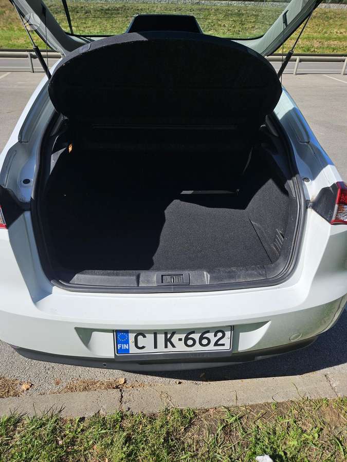 Renault Laguna, 1.5 l., Седан