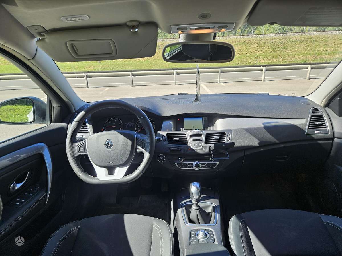 Renault Laguna, 1.5 l., Седан