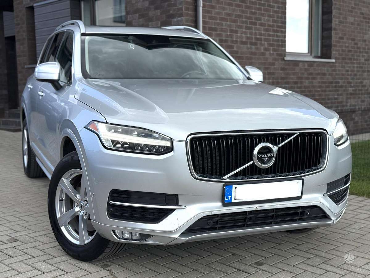 Volvo XC90 - 8