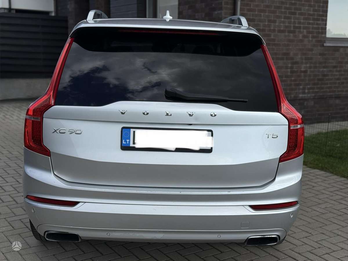 Volvo XC90 - 10