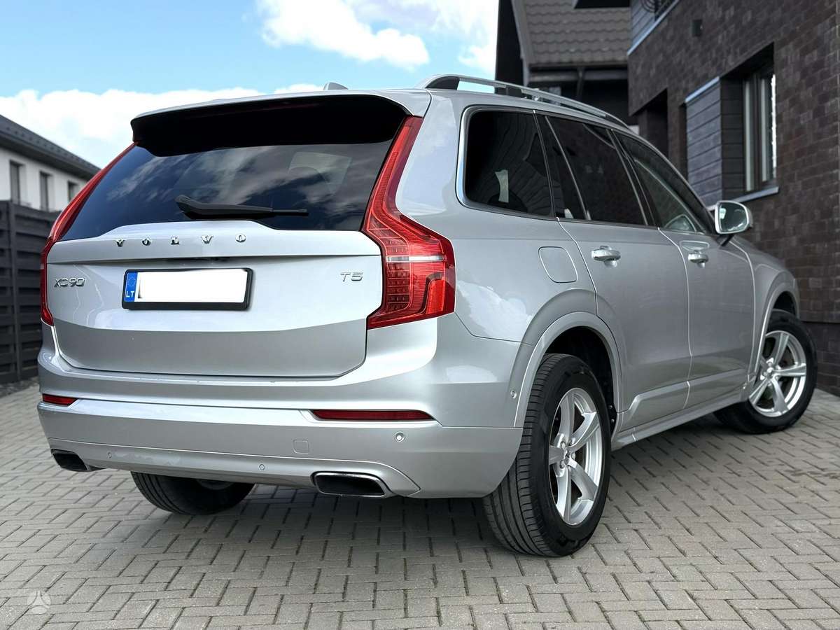 Volvo XC90 - 12