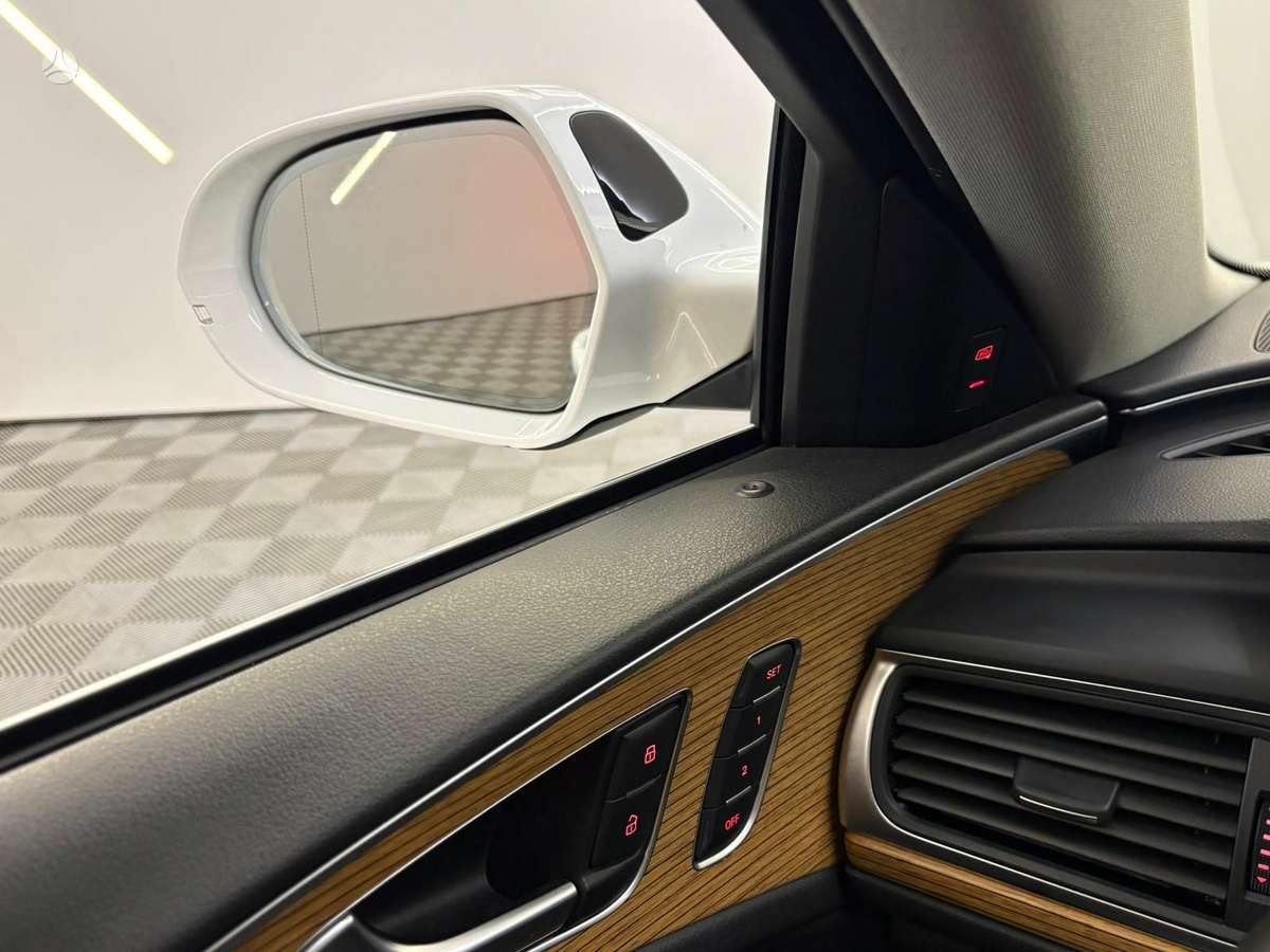 Audi A6 allroad, 3.0 l., Универсал