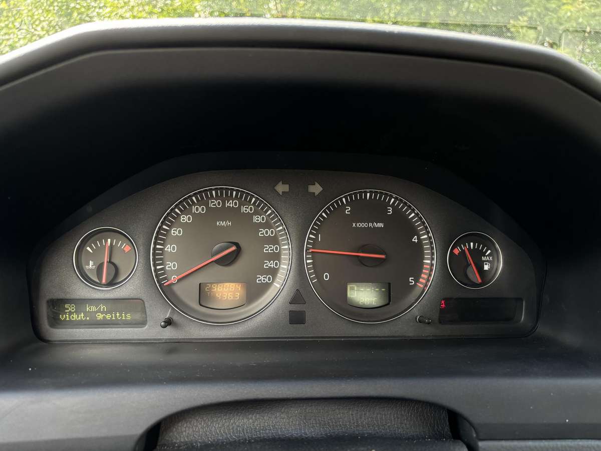 Volvo V70, 2.4 l., wagon