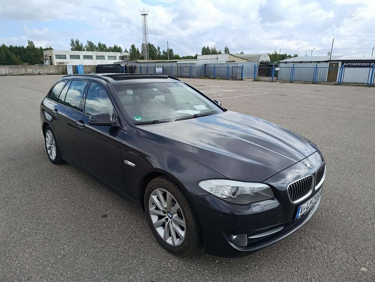 BMW 520, wagon