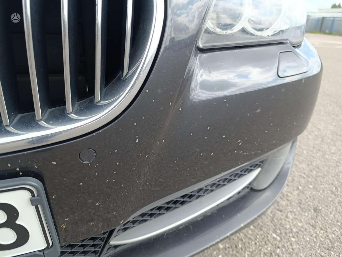 BMW 520, universalas