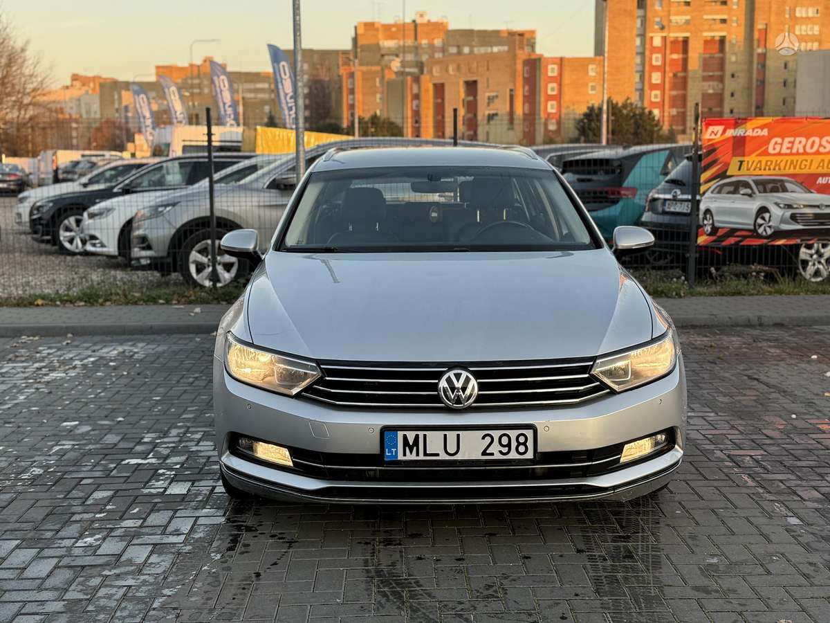 Volkswagen Passat - 2
