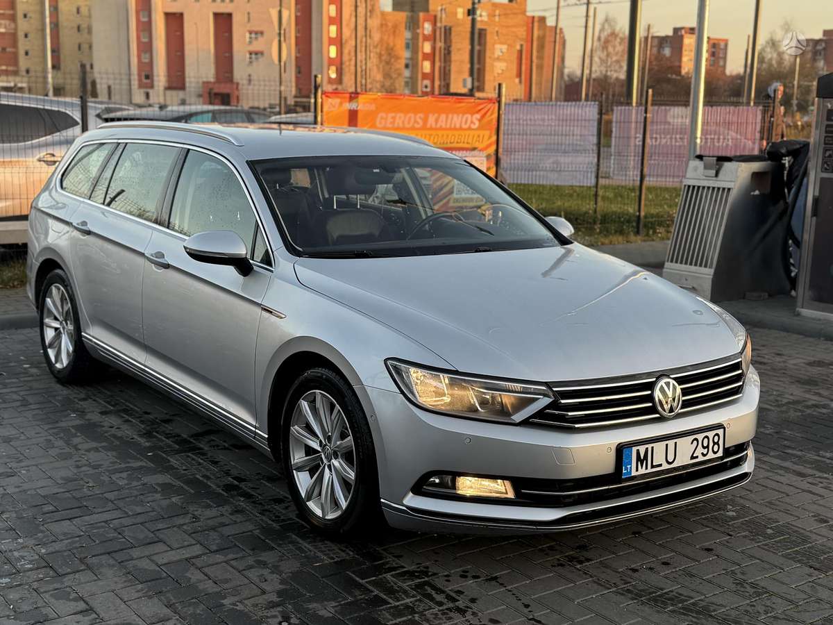 Volkswagen Passat - 4