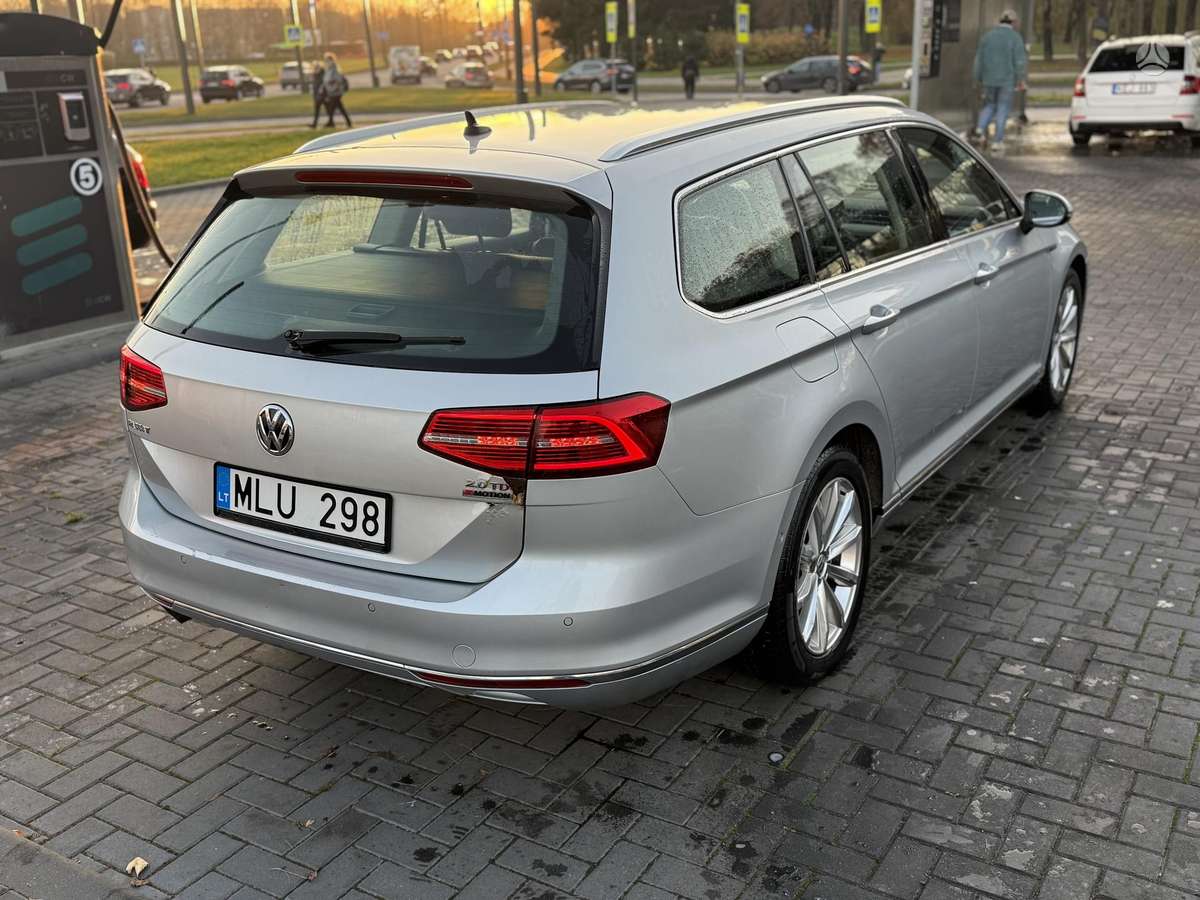 Volkswagen Passat - 5