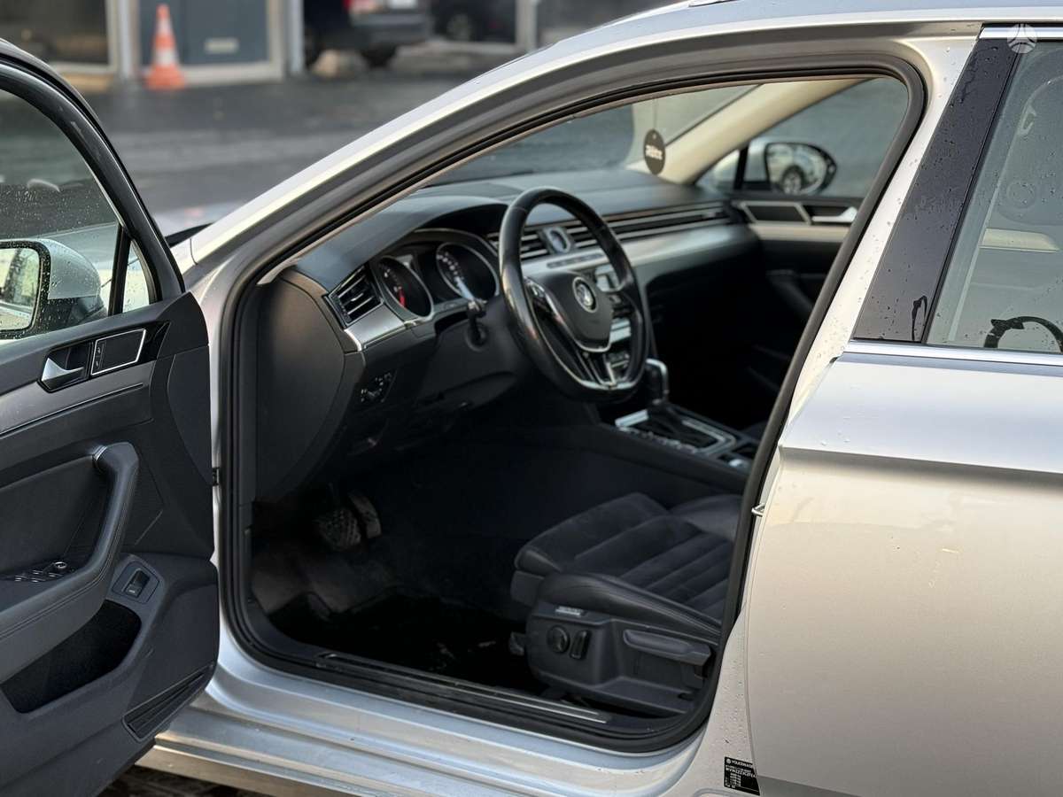 Volkswagen Passat - 8