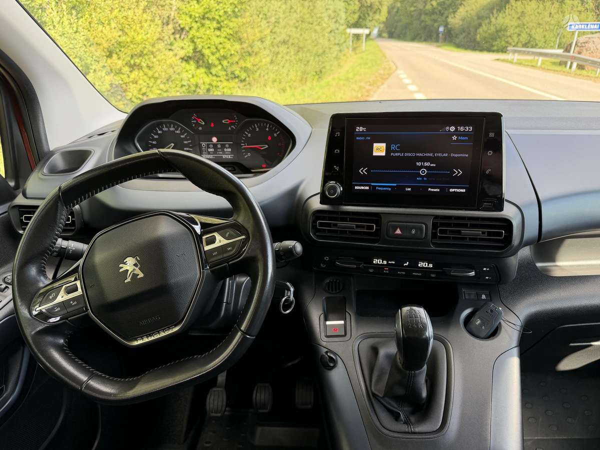 Peugeot Rifter - 9