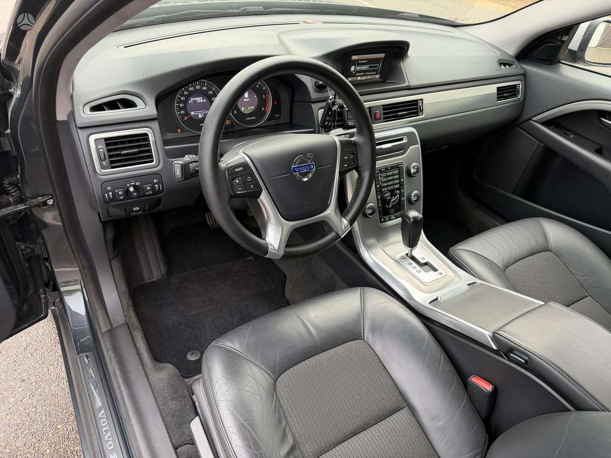 Volvo V70, 2.0 l., Универсал