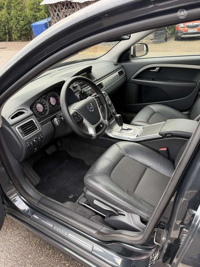 Volvo V70, 2.0 l., Универсал