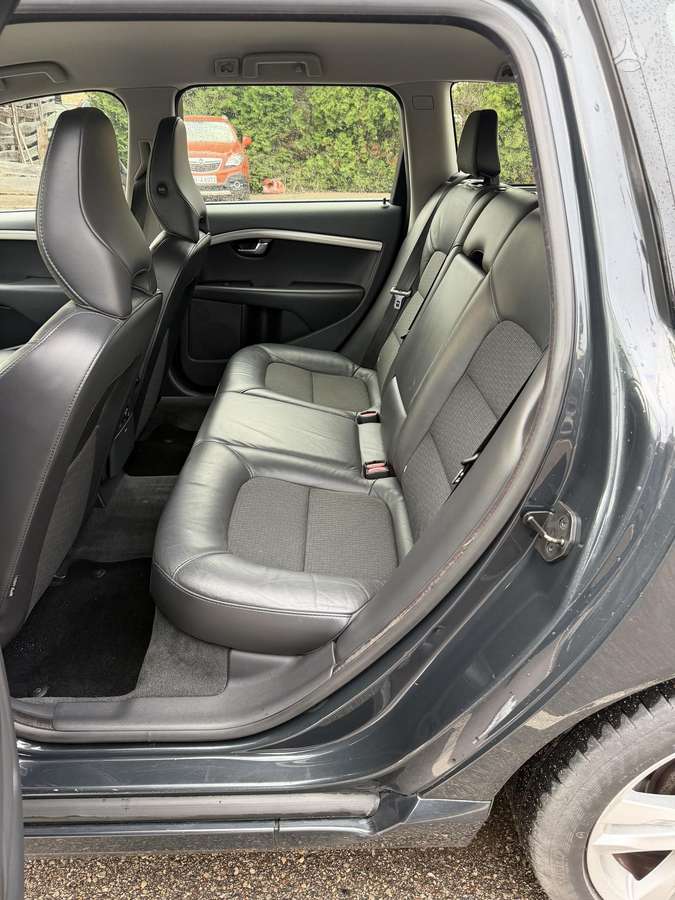 Volvo V70, 2.0 l., Универсал