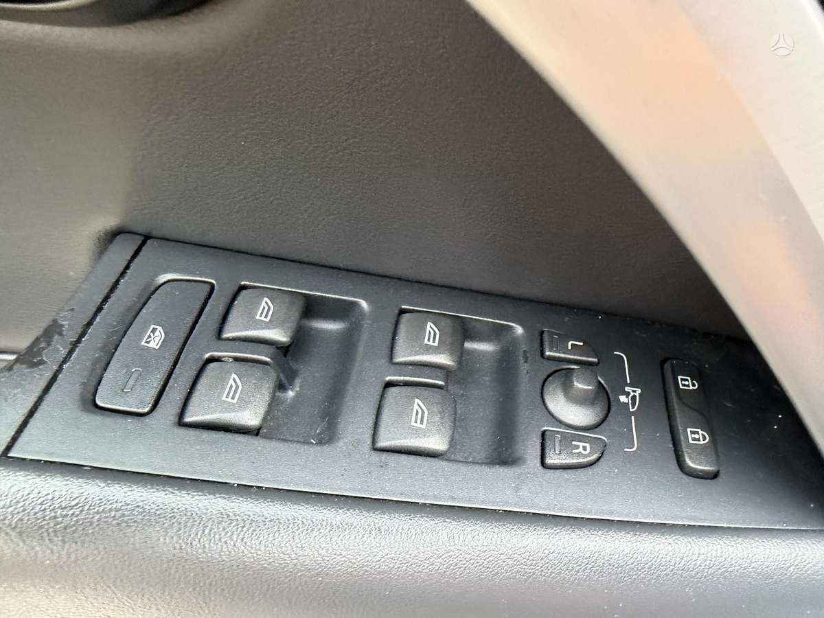Volvo V70, 2.0 l., Универсал