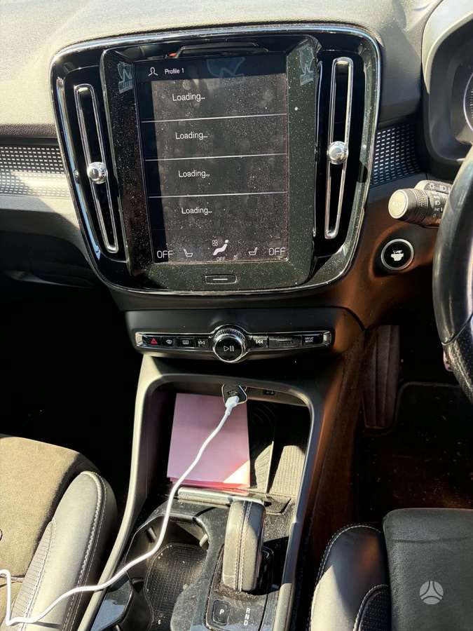 Volvo XC40