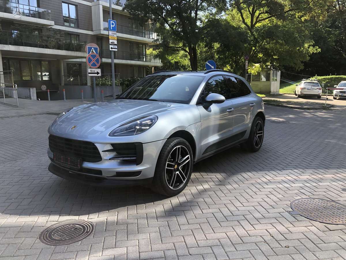 Porsche Macan - 3