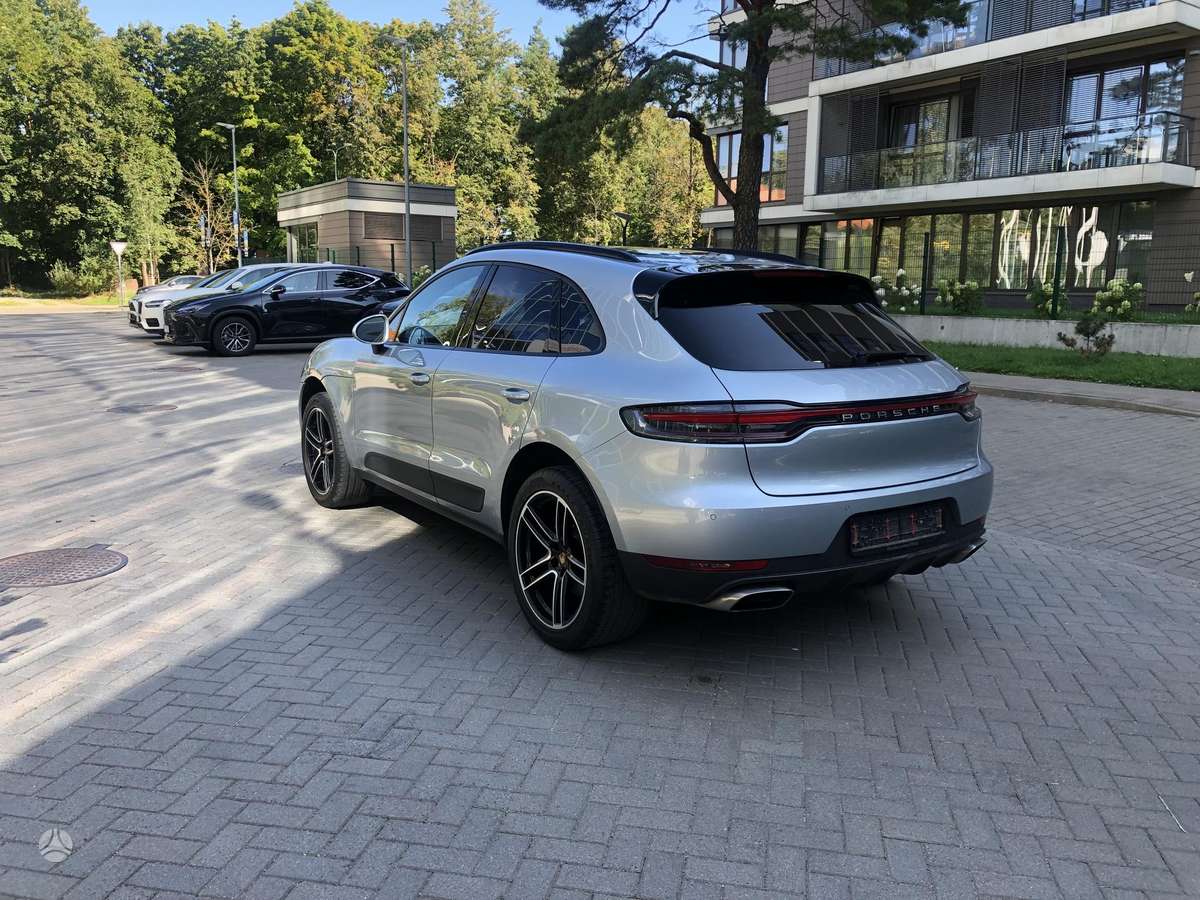 Porsche Macan - 5