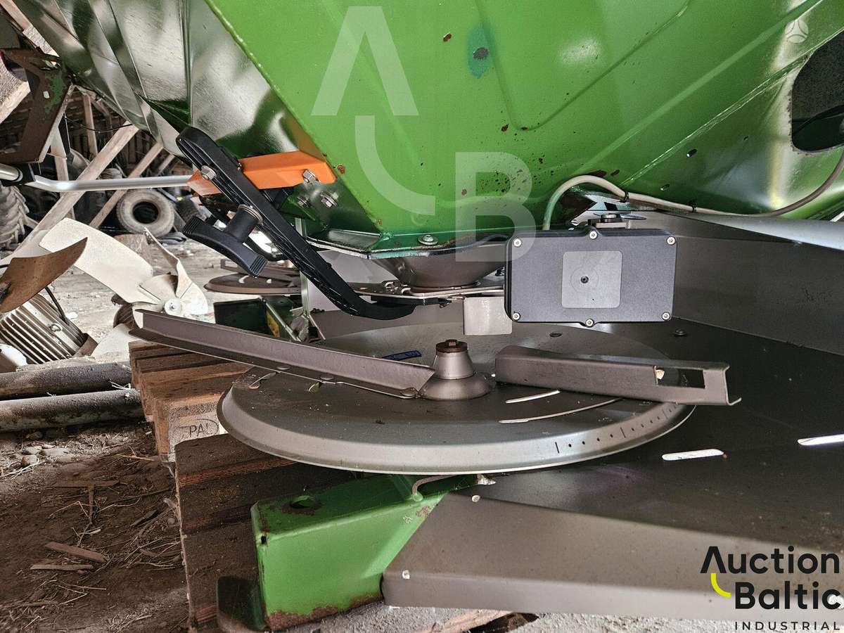 Amazone ZA-M ultra, spreaders