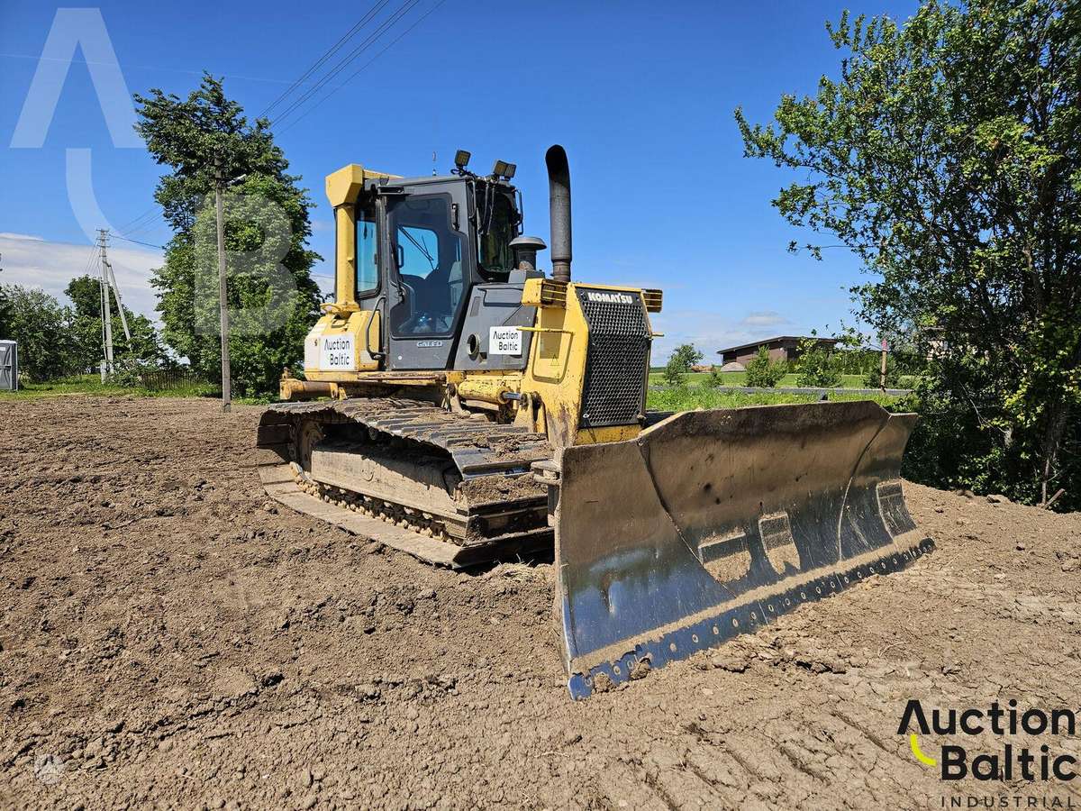 Komatsu D41P-6, bulldozer