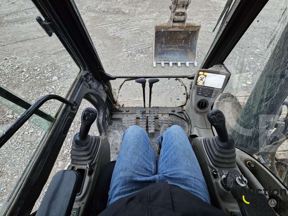 Case CX 210 D, экскаваторы